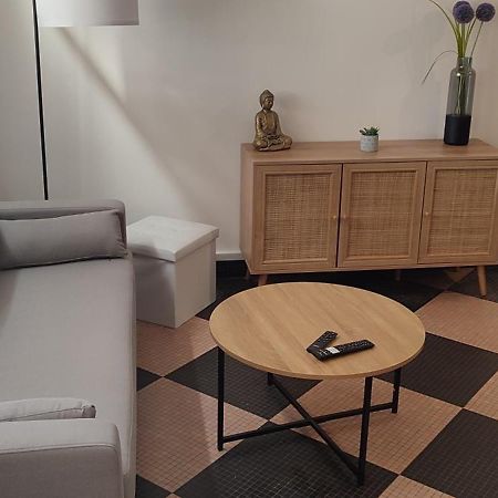 בורז'ה Maison Charmante Avec Patio ! מראה חיצוני תמונה