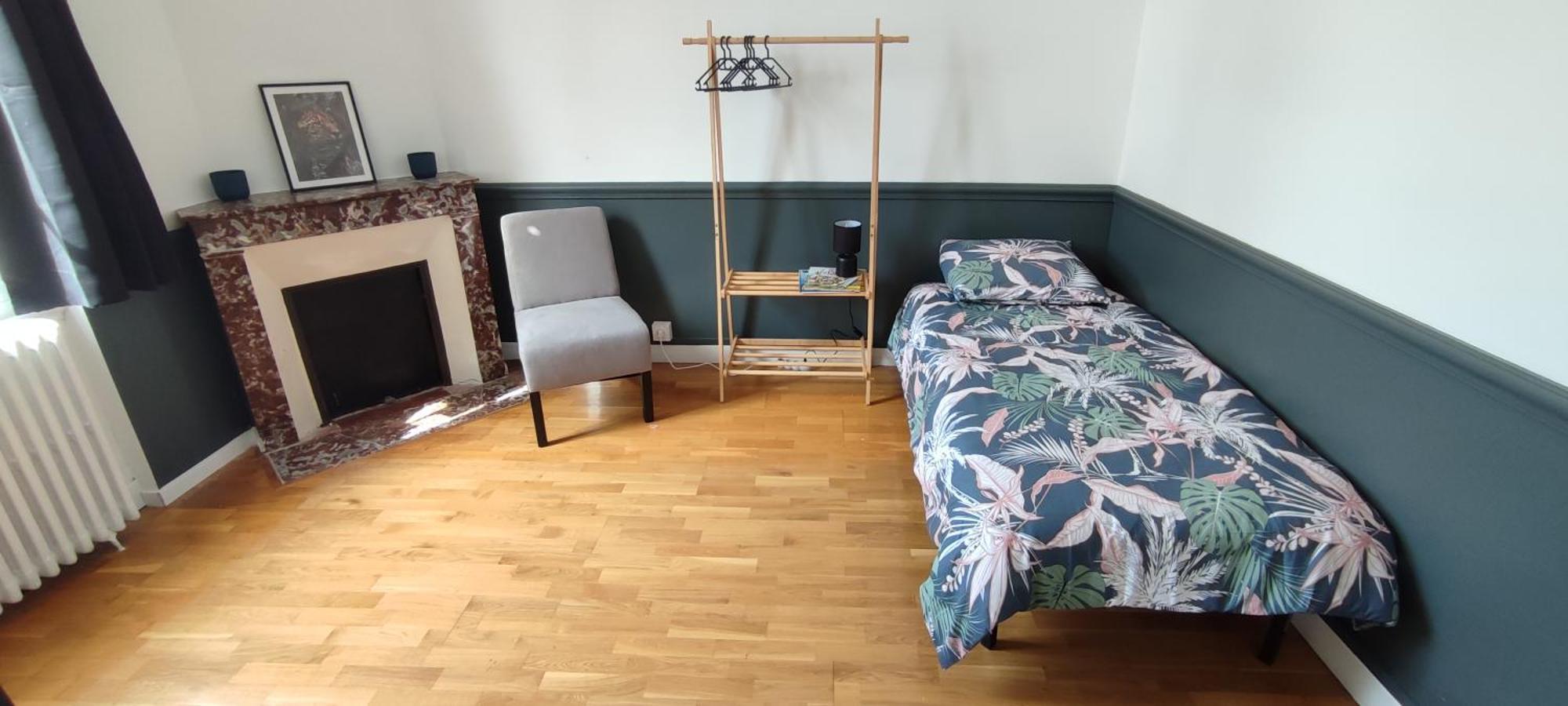 בורז'ה Maison Charmante Avec Patio ! מראה חיצוני תמונה